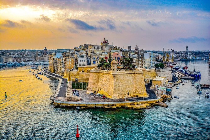 Experience the Malta fireworks festival from a catamaran - Timing, boarding, and practical planning