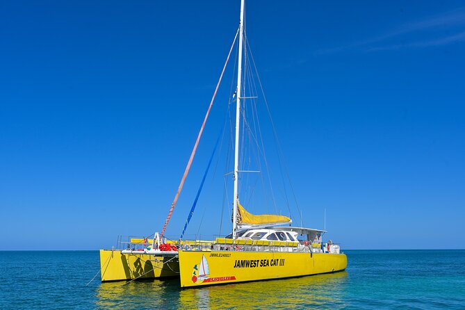 Family Catamaran Cruise from Jamwest Beach Negril Hotels - Five things to know before you book