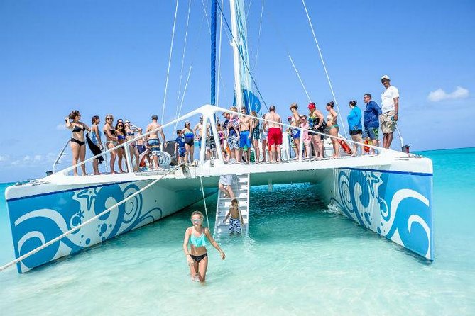 Family Catamaran & Snorkeling Cruise Turks & Caicos - Five useful things to know before boarding