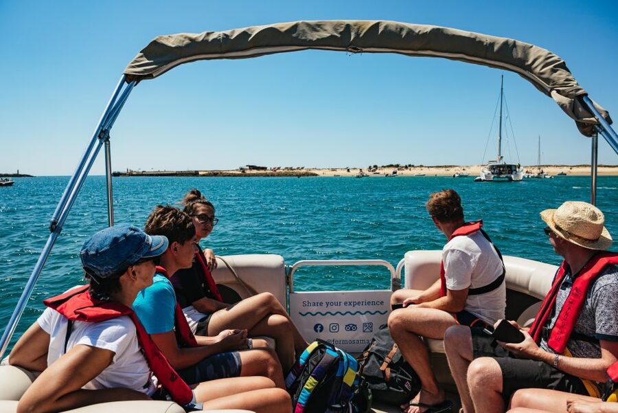 Faro: Deserta Island and Farol Island Catamaran Boat Trip - Starting at Faro Marina and entering Ria Formosa