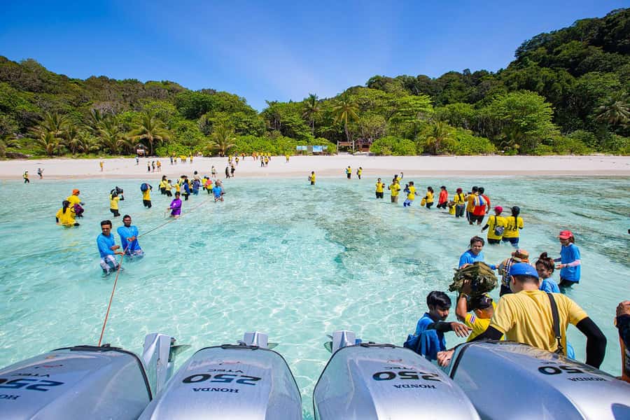 From Khao Lak: Similan Islands Day Trip by Luxury Catamaran - Sea conditions, comfort, and who should skip it
