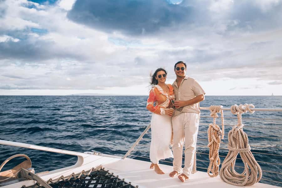 From Ma'alaea: 'Alihilani Sunset Sail Catamaran Tour - Cold hors d’oeuvres and included drinks