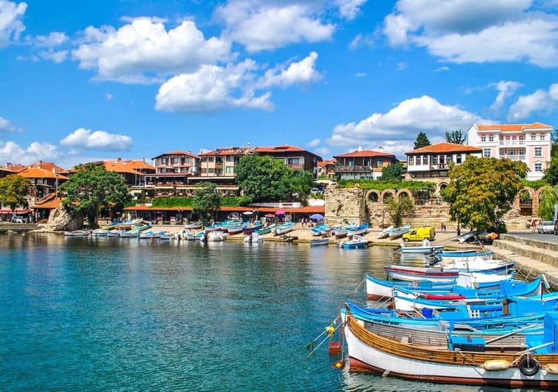 From Obzor, Bulgaria: Half-Day Black Sea Catamaran Cruise - Lunch on board, with drinks included