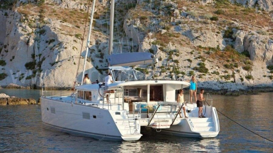 From Palau: Catamaran tour in La Maddalena Archipelago - Key details before you book