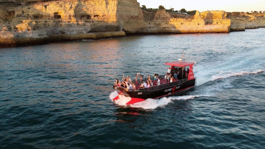 From Portimão: 2-Hour Catamaran Tour to Benagil Caves - FAQ