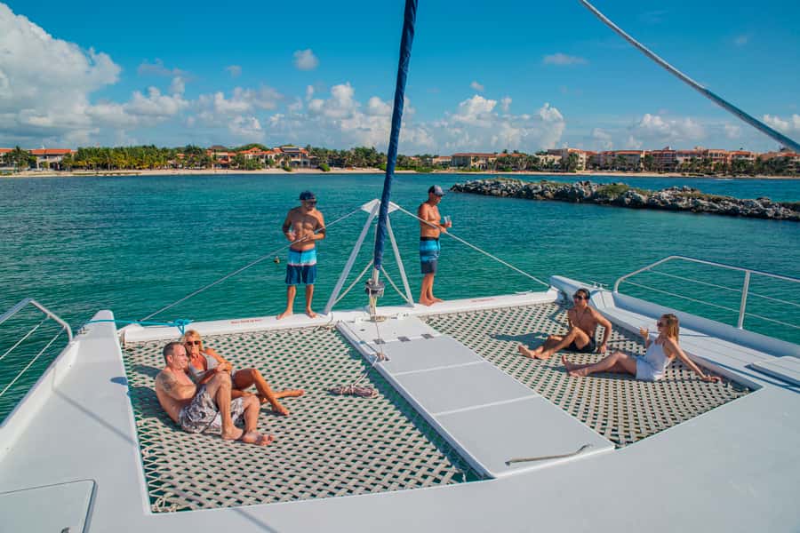 From Puerto Aventuras: Share Catamaran Tour - The first hour on the Caribbean