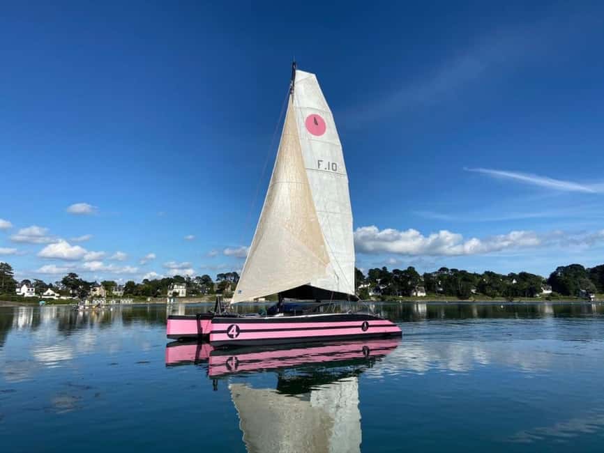 From Quiberon: Ile aux Moines Catamaran Sailing Adventure - Comfort, clothing, and small practical details