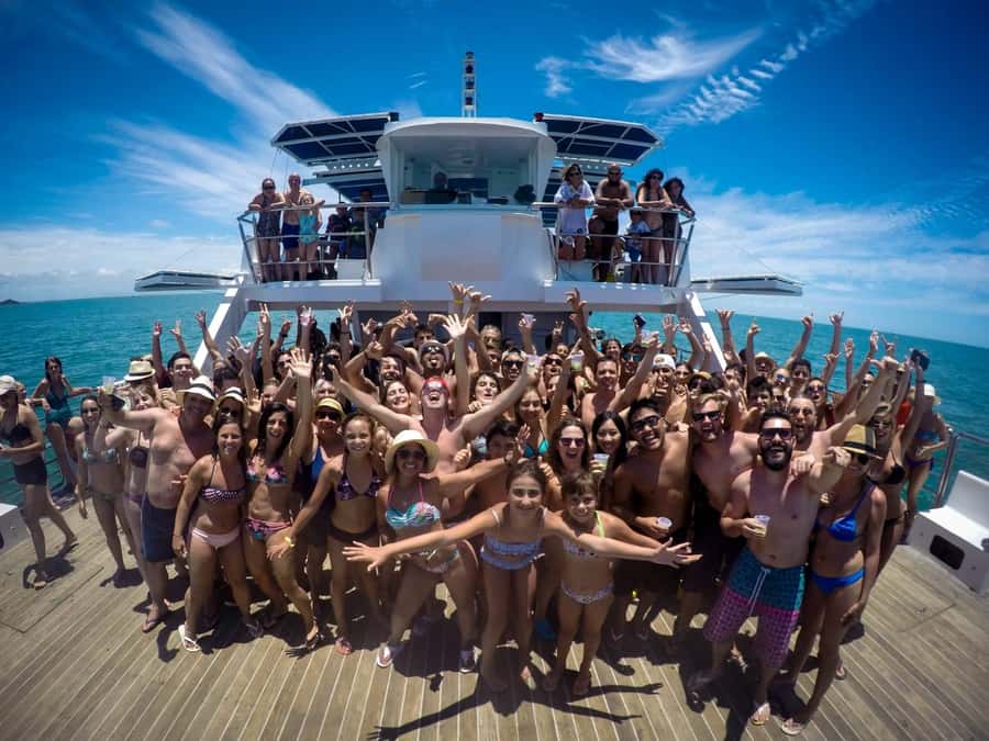 From Rio: Full Day in Búzios with Catamaran Tour and Lunch - Is $76 good value?