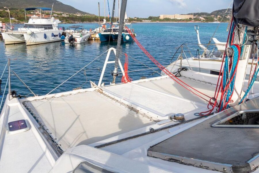 From Stintino: Catamaran tour to Asinara Island - The Wild Cat catamaran and what the layout means