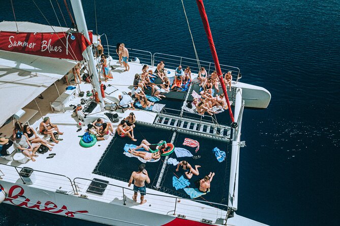 Full-Day Catamaran Cruise to Hvar & Pakleni Islands with Food and free Drinks - Key points to know before booking