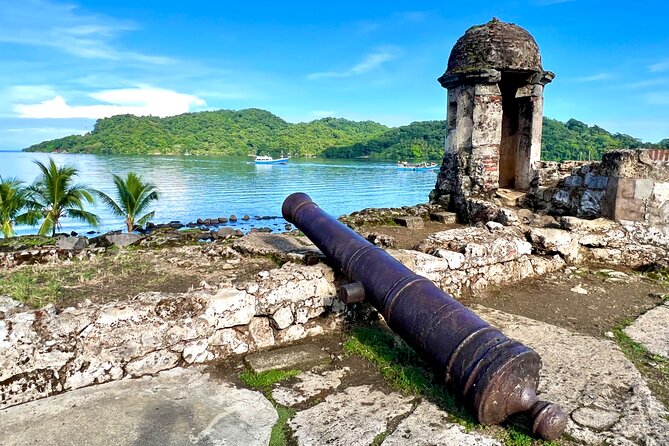 Full-Day Catamaran Sailing Caribbean Beaches with Snorkelling and Lunch - The long road from Panama City
