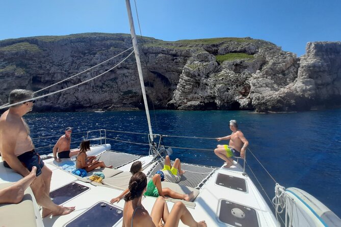Full day catamaran tour in Alghero - Sailing toward Capo Caccia and Neptune’s caves