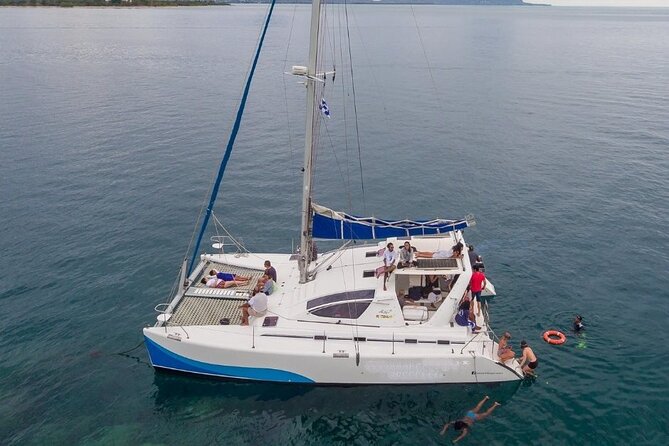 Full Day Private Catamaran Cruise to Bénitiers Island - Five things to know before you book