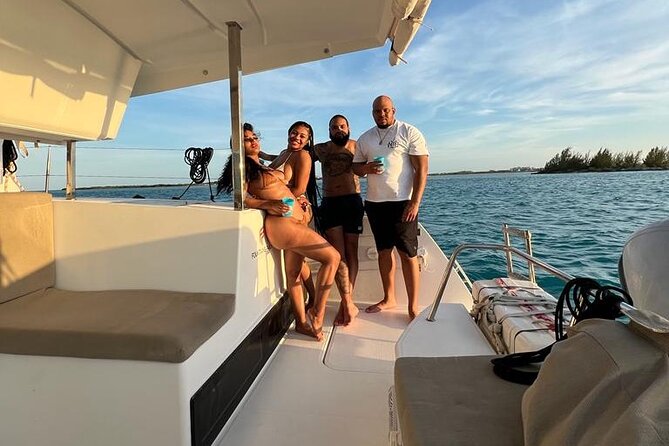 Full-Day Private Catamaran, Turks and Caicos Cruise - Leeward Beach and the Main Snorkeling Session
