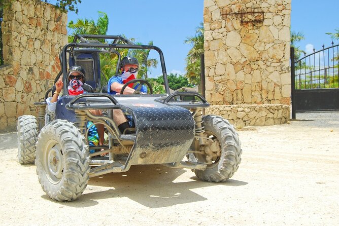 Full day tour. Buggy, lunch and Catamaran Adventure - Snorkeling comes before the open bar