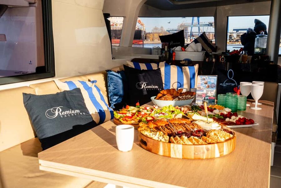 Gdansk/Sopot: Breakfast Cruise on a Catamaran - What this breakfast cruise is really like