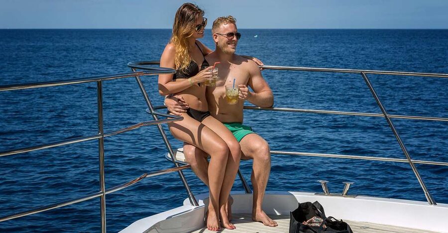 Gran Canaria: Afternoon Catamaran Cruise with Food & Drink - The swimming and snorkeling stop