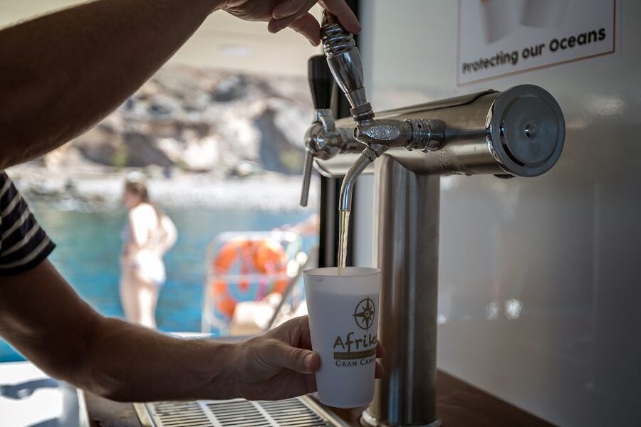 Gran Canaria: Afternoon Catamaran Cruise with Food & Drink - Lunch, drinks, and what is really included