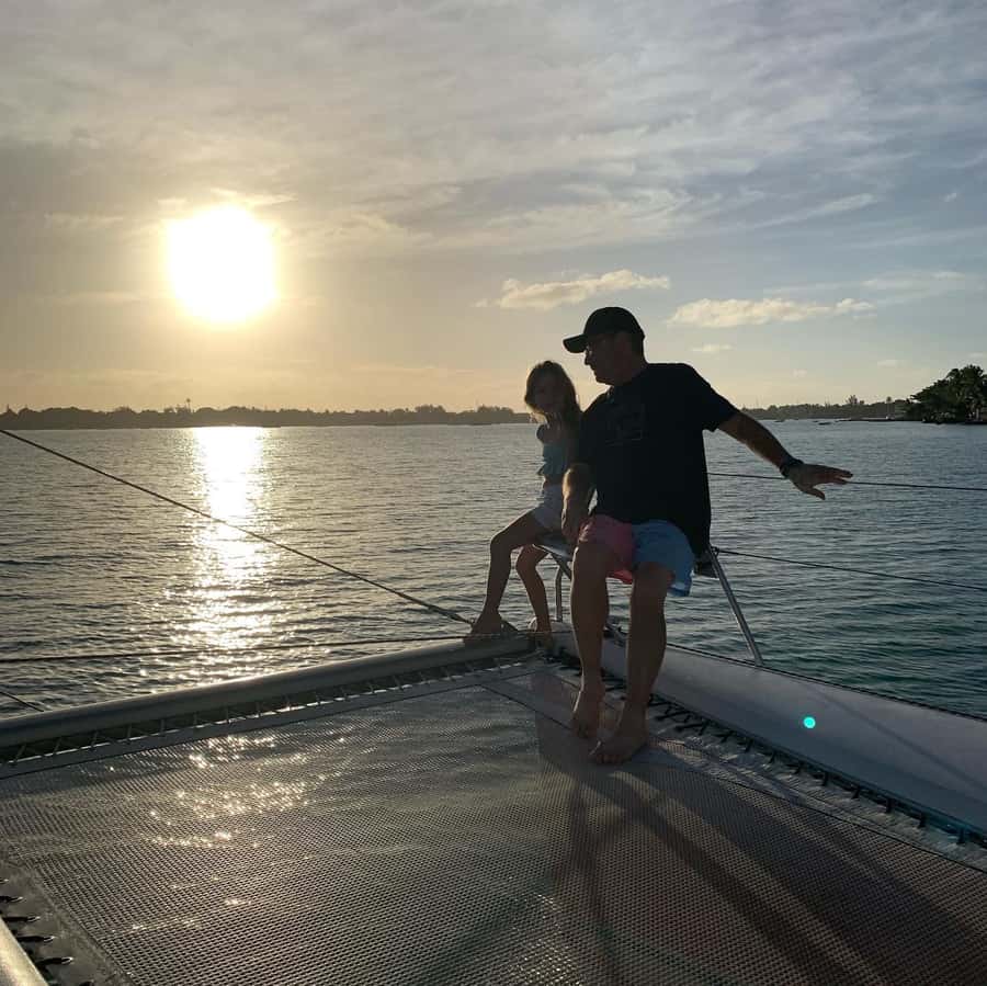 Grand Baie: Cocktail & Sunset Catamaran Cruise - Why a two-hour sunset cruise works so well