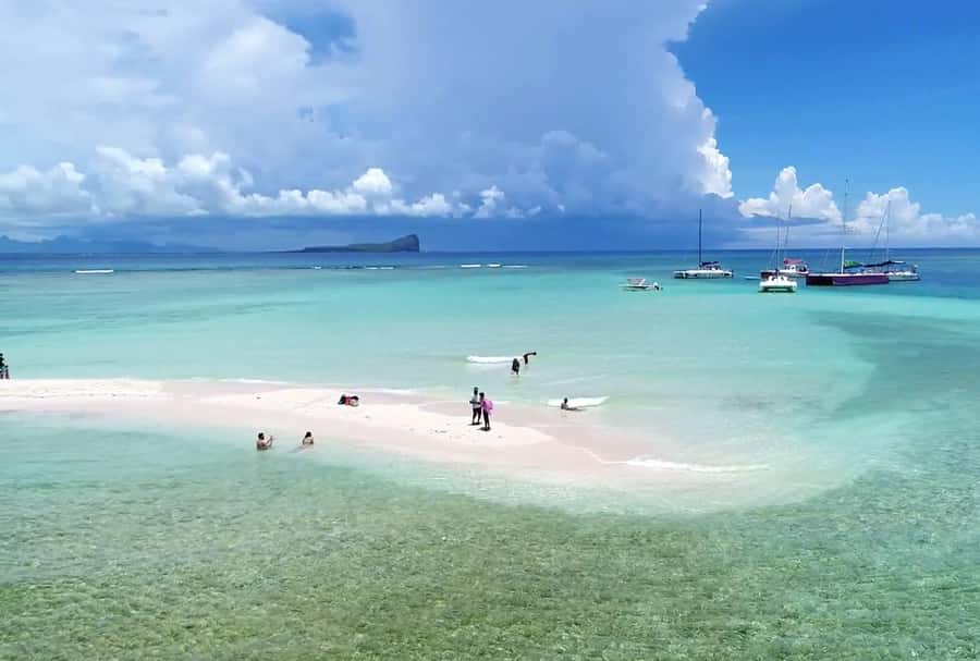 Grand Bay: Catamaran Cruise to Flat Island with BBQ Lunch - Snorkeling near Flat Island and Coin de Mire