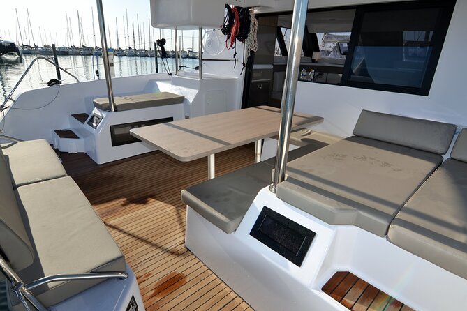 Guided Tour by Catamaran with Aperitif from Polignano a Mare - What the crew adds to the experience