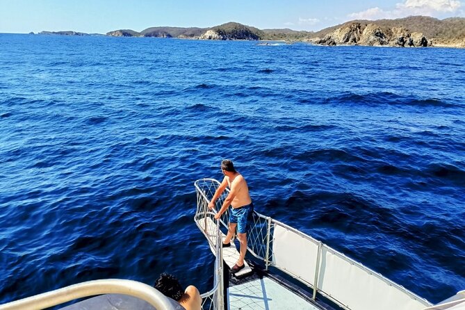Guided Tours of the 7 Bays of Huatulco Oaxaca in Catamaran - Santa Cruz, Delivery, and Maguey From the Water