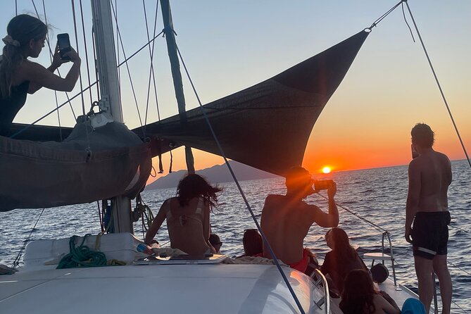 Half Day Catamaran Afternoon Cruise in Kleftiko - Why an afternoon cruise works well in Milos