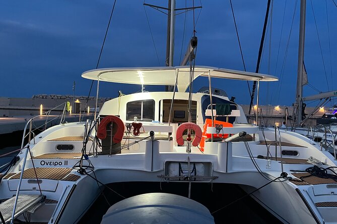 Half Day Sailing Catamaran with Sunset Experience - What the crew adds to the outing
