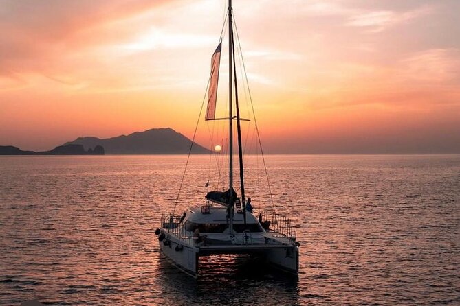 Half-Day Sunset Cruise Catamaran to Kleftiko with Lunch - Why an afternoon cruise makes sense in Milos
