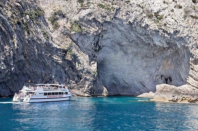 Half-Day Visit to Formentor Beach by Catamaran - Crowds, Waves, and Family Suitability