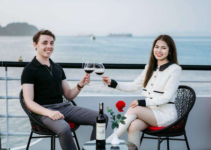 Hanoi/Ha Long: Ha Long Bay Luxury Day Cruise by Catamaran - Key Points Before You Book