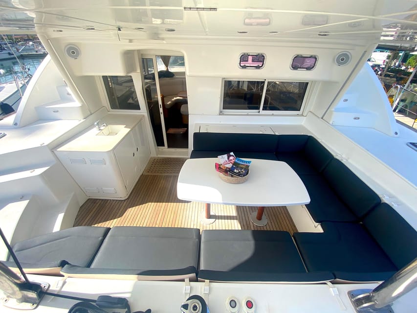 Heraklion: Catamaran Sailing to Dia island - Should you book the Heraklion to Dia cruise?