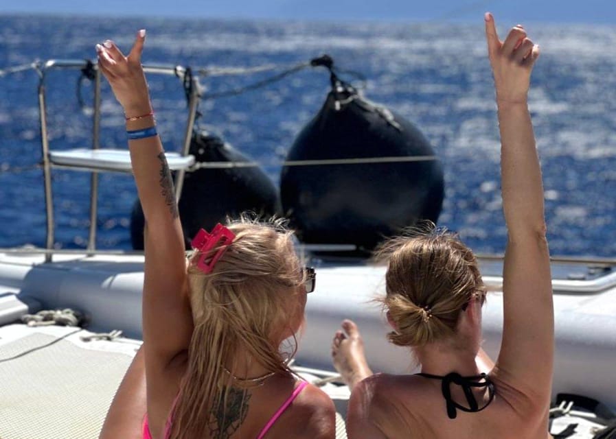 Hersonissos: Private Catamaran Cruise, Dia Island with Lunch - Why the private format matters