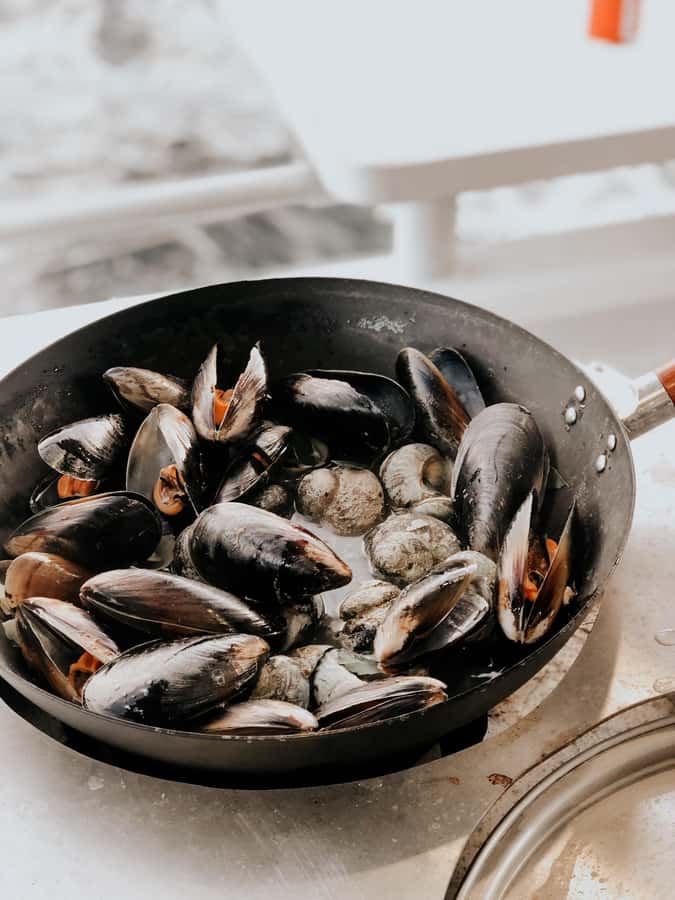 Hobart: Ultimate Seafood Cruise on a Spacious Catamaran - The seafood menu: seven species, many preparations