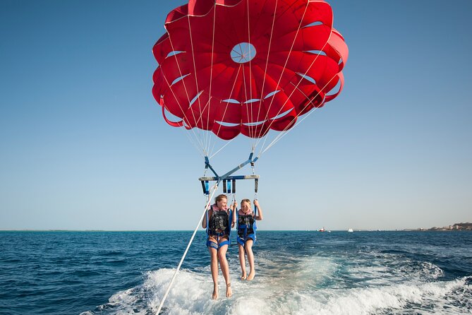 Hula Hula Island by Catamaran with Parasailing Fly - Hurghada - Three hours on the white sand of Hula Hula Island