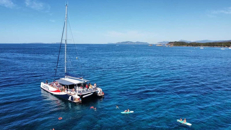 Hyères: Morning Discovery - Guided Tour of the Coast by Catamaran - Why the maxi-catamaran matters