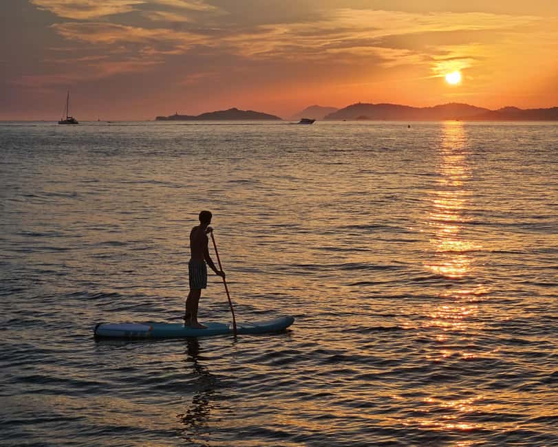 Hyères : Sunset Catamaran Cruise to Giens Peninsula - Leaving Hyères Saint-Pierre Port at 7:30 PM