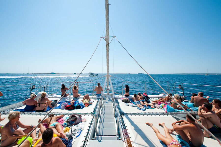 Ibiza: Catamaran Cruise to Formentera with Meal and Drinks - What the 4.3 Rating Tells You