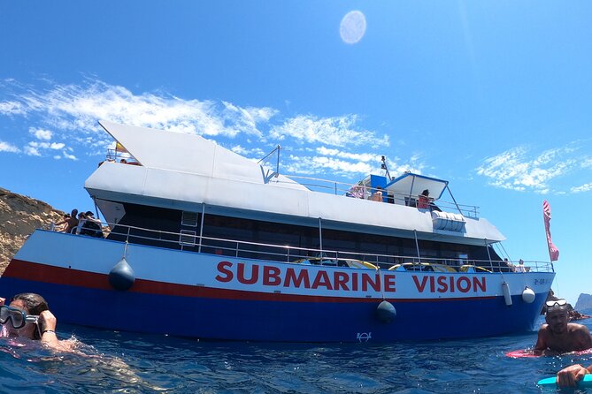 Ibiza: Es Vedrà Catamaran Cruise – Morning or Sunset - Sailing around the 382-meter cliffs of Es Vedrà