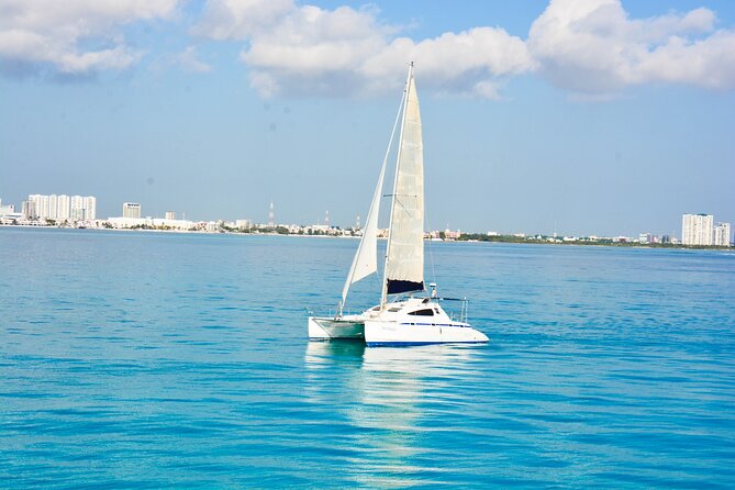 Isla Mujeres Catamaran from Cancun with Open bar and lunch - Key points to know before booking