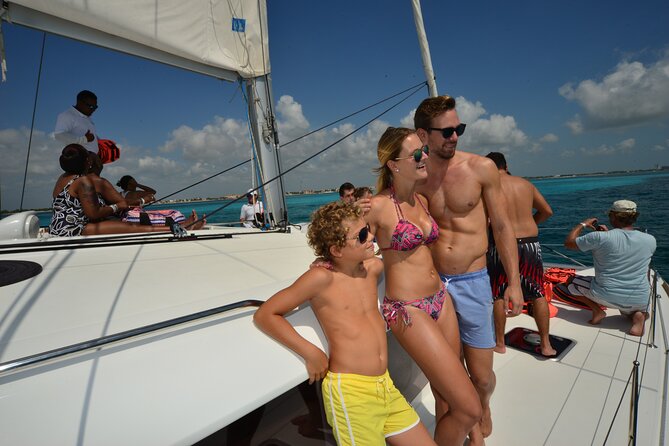 Isla Mujeres Catamaran from Cancun with Open bar and lunch - The open bar and onboard atmosphere