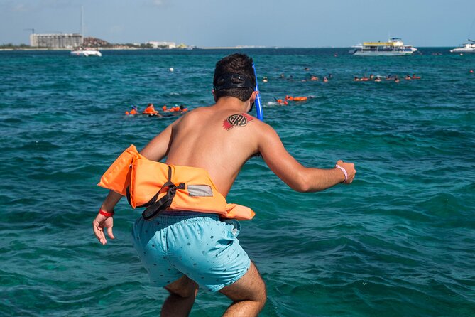 Isla Mujeres Catamaran from Cancun with Open bar and lunch - Timing, pickup, and practical planning