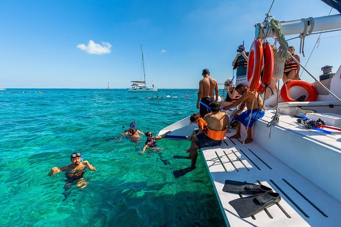 Isla Mujeres Catamaran, Open Bar & Optional Buffet and pick up - Is $39 a good value?