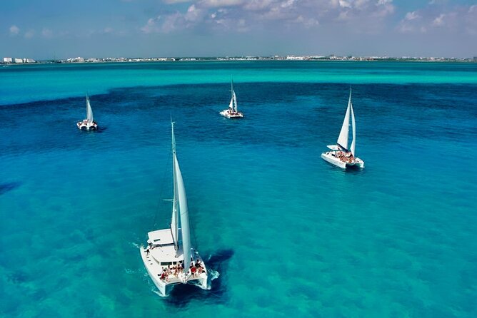 Isla Mujeres Catamaran Sailing Experience with Lunch & Open Bar - The return sail and sunset mood