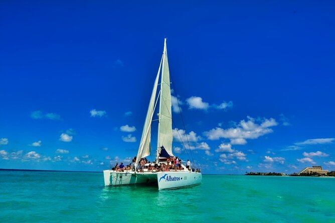 Isla Mujeres Catamaran Sailing Experience with Lunch & Open Bar - Who will enjoy this catamaran most