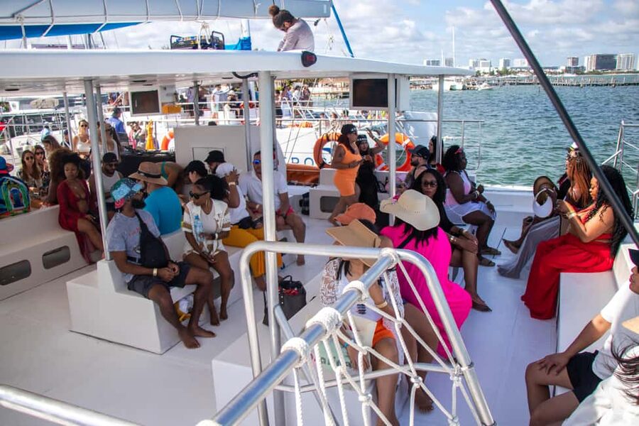 Isla Mujeres Catamaran, Snorkel & Buffet Lunch - Practical advice before you book