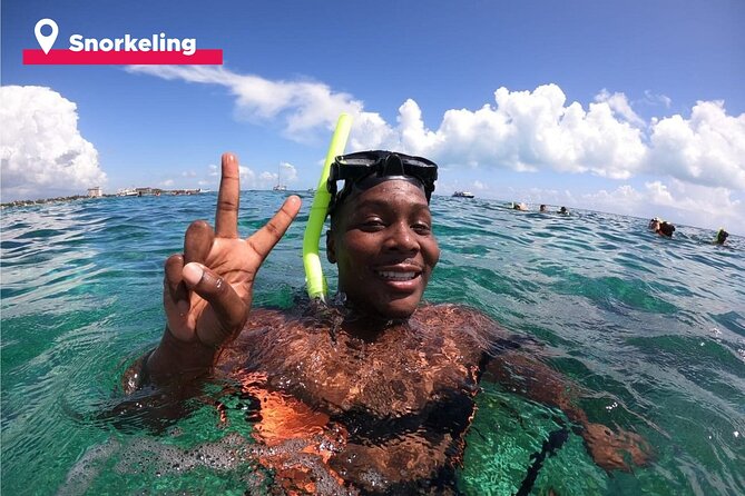 Isla Mujeres Catamaran + Snorkel + Open Bar on board + Buffet - Delays, weather, and the uneven parts