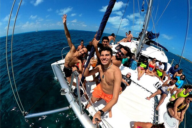 Isla Mujeres Catamaran + Snorkel + Open Bar on board + Buffet - Getting to the marina from Cancun and Playa del Carmen