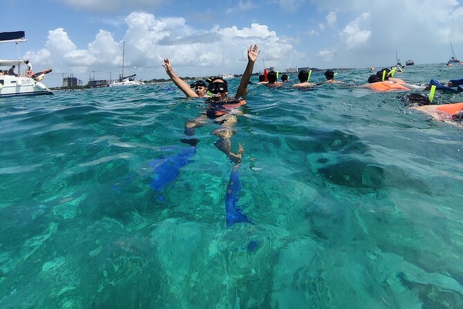 Isla Mujeres Catamaran Tour from Cancun with Snorkel and Open Bar - Safety, Comfort, and Who Will Enjoy It