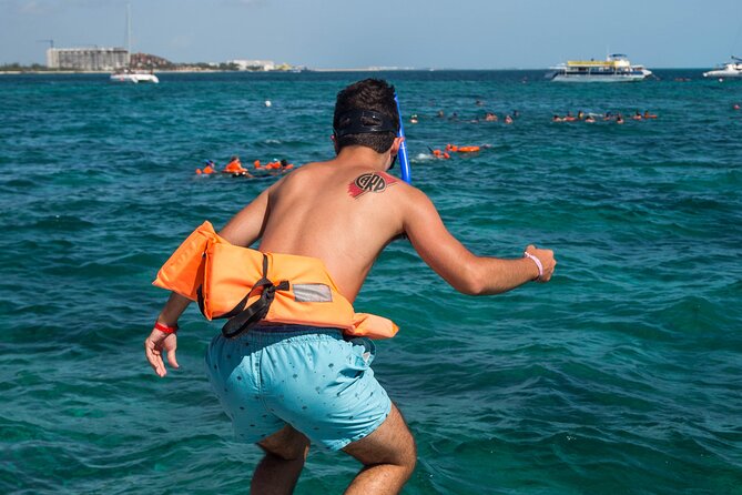 Isla Mujeres Catamaran tour with Open Bar, Lunch and Snorkeling - Who will enjoy this day most